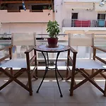 Downtown Cozy And Chic Апартаменты