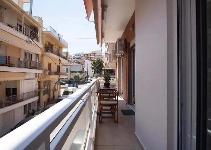 Downtown Cozy And Chic Apartment Chalkida